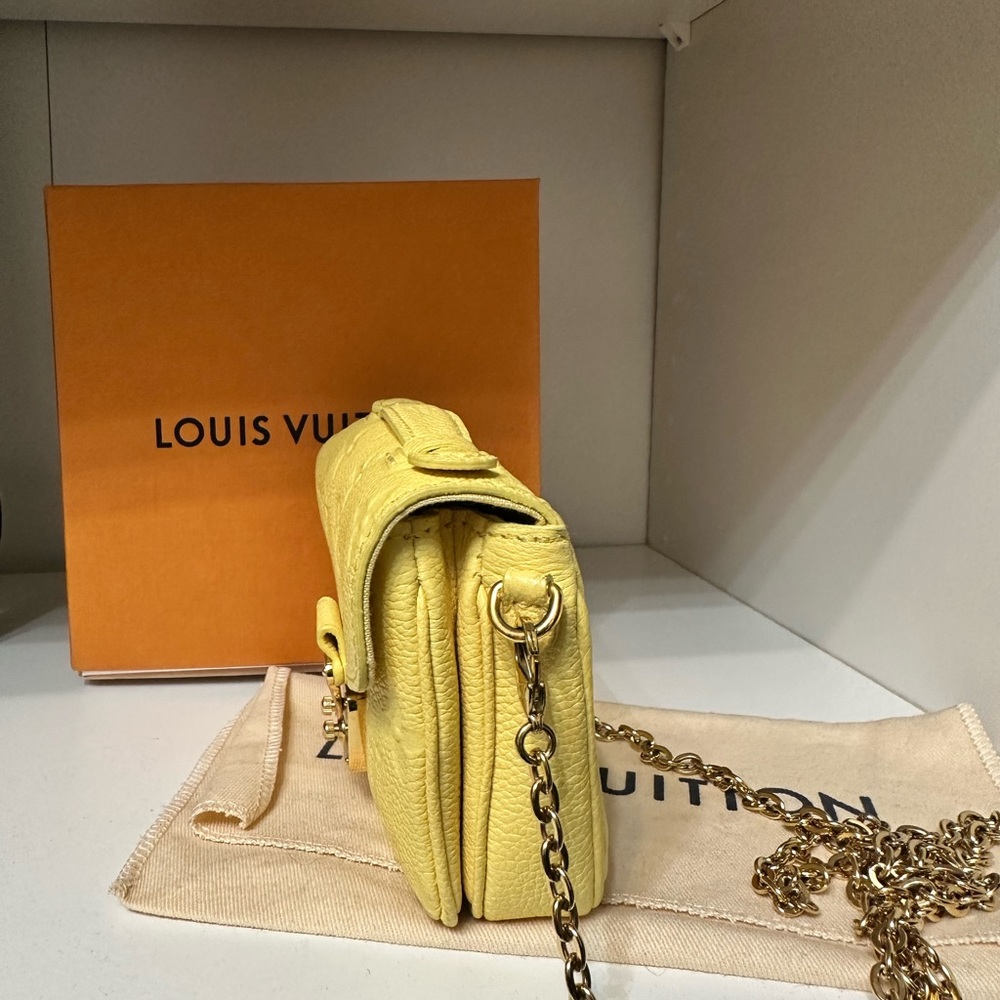 Louis Vuitton Micro Pochette Metis Yellow Monogram Mini Crossbody Shoulder Bag - Picture 2 of 5